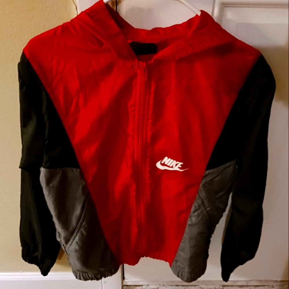 Boys's nike windbreaker
